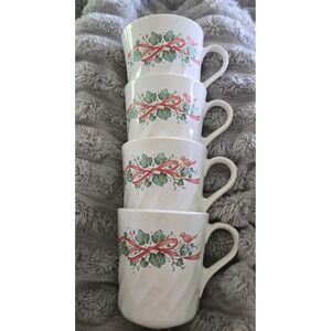 CORELLE CALLAWAY Christmas HOLIDAY MUGS Ivy Topiary Red Ribbons Cardinal Bird